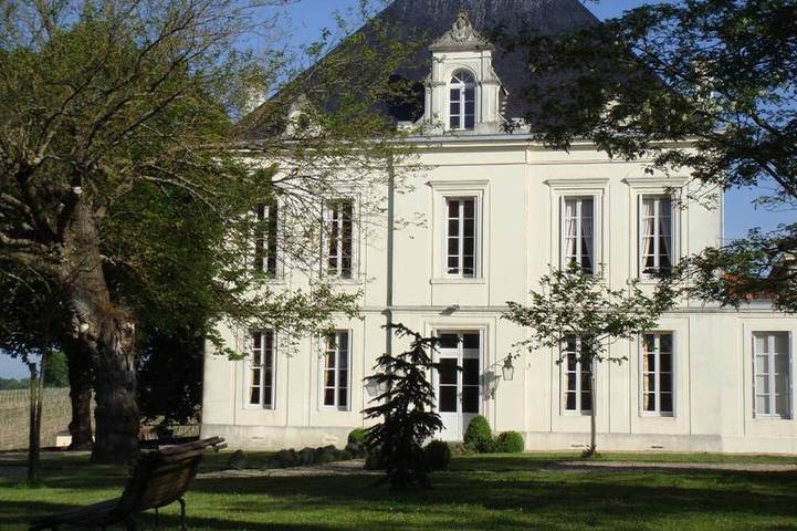 Location de vacances pour 2 personnes, avec piscine et jardin à Néac - 4