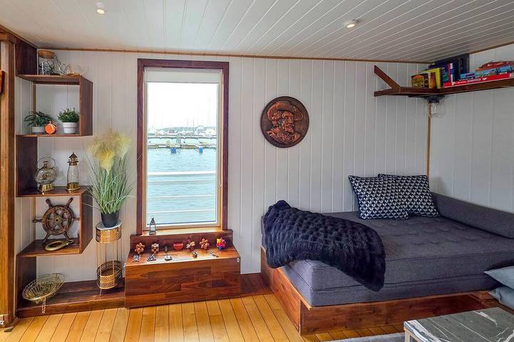 Wunderschönes Schiff in Manstad mit Meerblick vom Haus in Fredrikstad