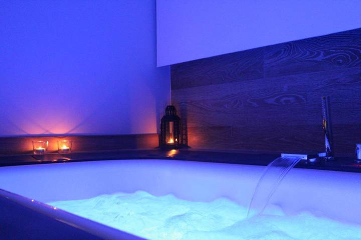 Appartement de vacances pour 4 personnes, avec jacuzzi et jardin