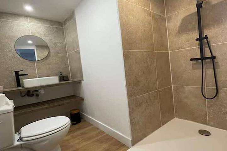 Location de vacances pour 3 personnes, avec jacuzzi à Plouasne - 4
