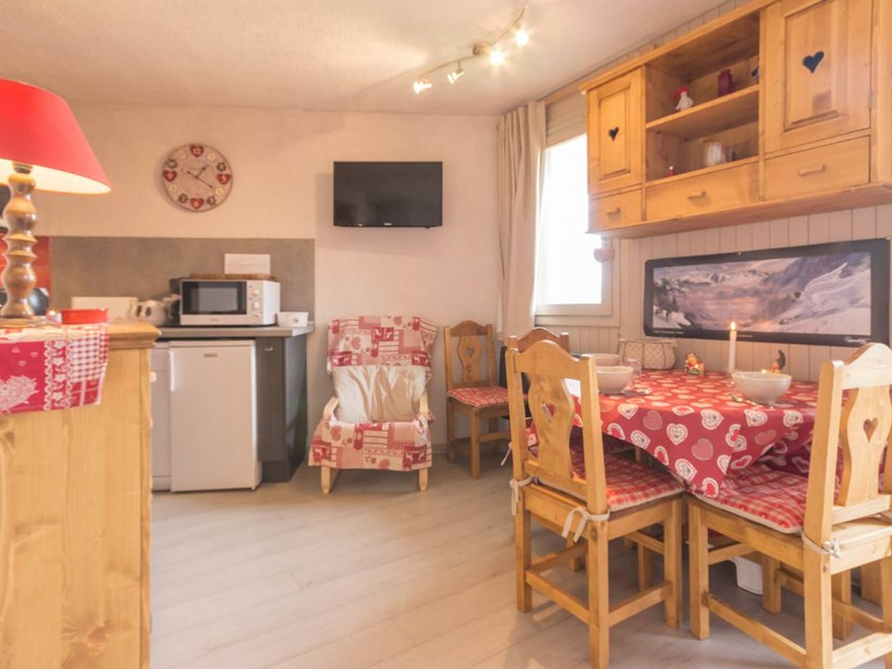 Estudio entero, Estudio renovado cerca de las pistas con balcón y rincón en la montaña in Bellentre, La Plagne-Tarentaise