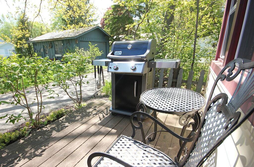 Beste Lage in Cvx! 1. 5 Häuserblocks vom Lake Mi Beach & Downtown Charlevoix! in Charlevoix, Charlevoix County