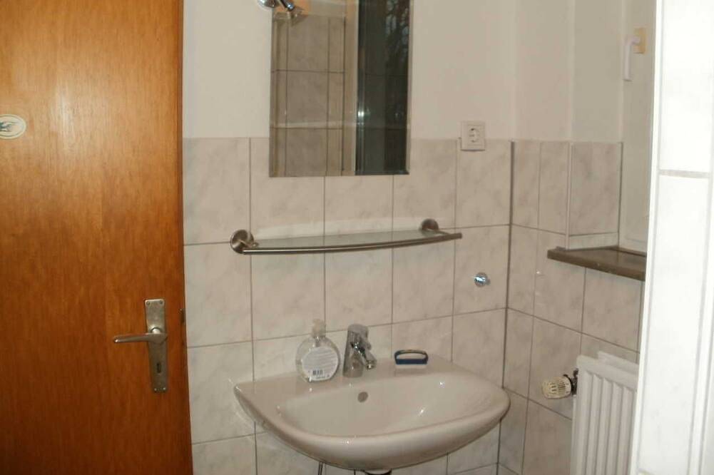 Ganze Wohnung, Cornils: Ferienwohnung mit Seeblick - Ferienwohnung Cornils in Wanderup, Grünes Binnenland
