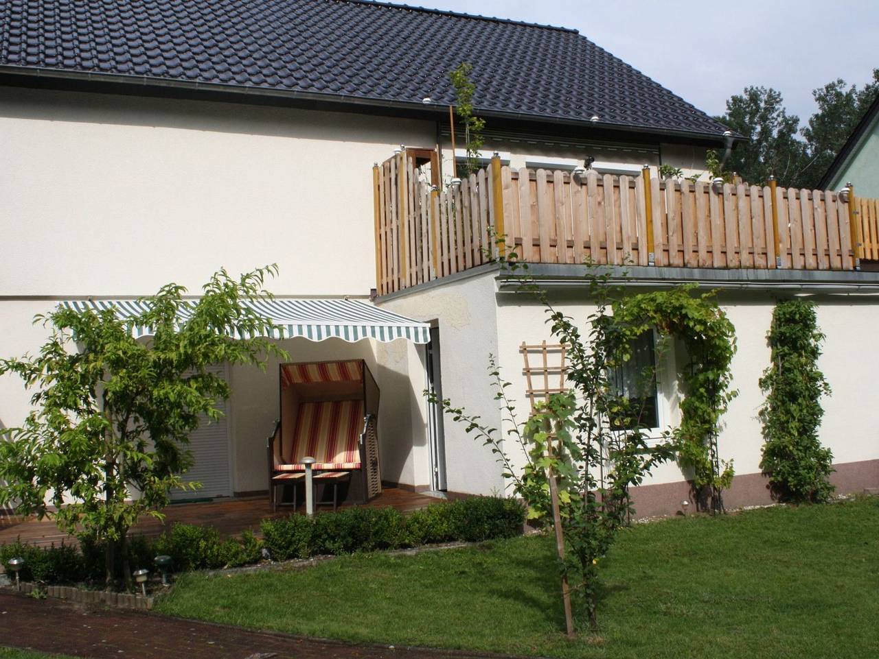 Ganze Ferienwohnung, Fewo Alt Bukow nahe Ostseebad Rerik - 2-Raum-Ferienwohnung (70m²; max 4 Pers) in Alt Bukow, Neubukow-Salzhaff