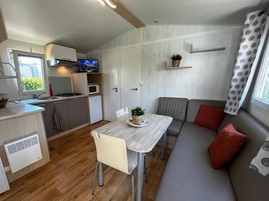 Camping Sunêlia la Baie de Saint Pol - Mobilheim 4 personen - Komfort - 2 Zimmer - 25m² in Saint-Pol-de-Léon, Ceinture Dorée