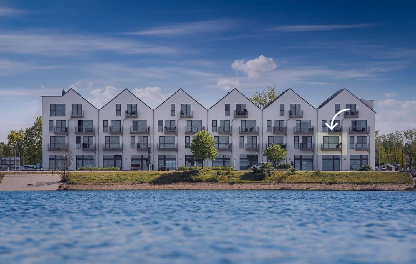 Ganze Ferienwohnung, Apartment mit Meerblick, Terrasse und Parkplatz, 1 km zum Strand in Olpenitz, Kappeln