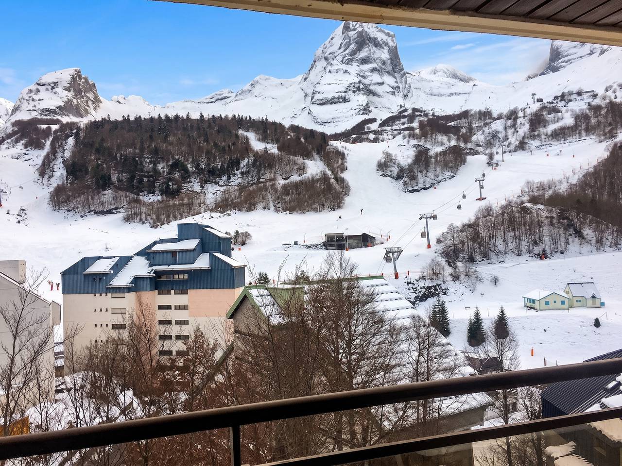 Appartement entier, Appartement cosy avec vue montagne à Eaux-Bonnes 34 m² in Gourette, Eaux-Bonnes