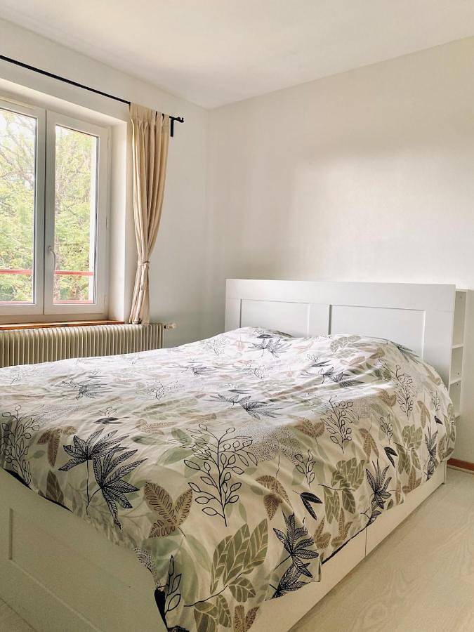 Gîte pour 16 personnes, avec jardin ainsi que sauna et vue à Les Chalesmes
