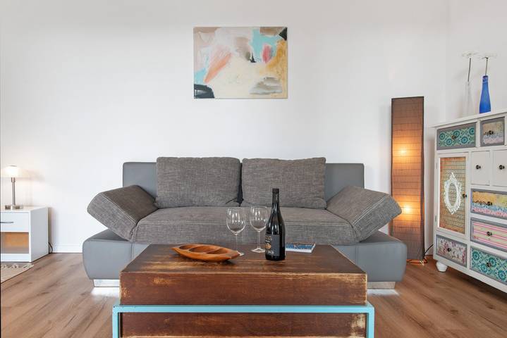 Hel lejlighed, Apartment '1' with Shared Terrace, Shared Garden and Wi-Fi in Herdwangen-Schönach, Region Bodensee-Oberschwaben
