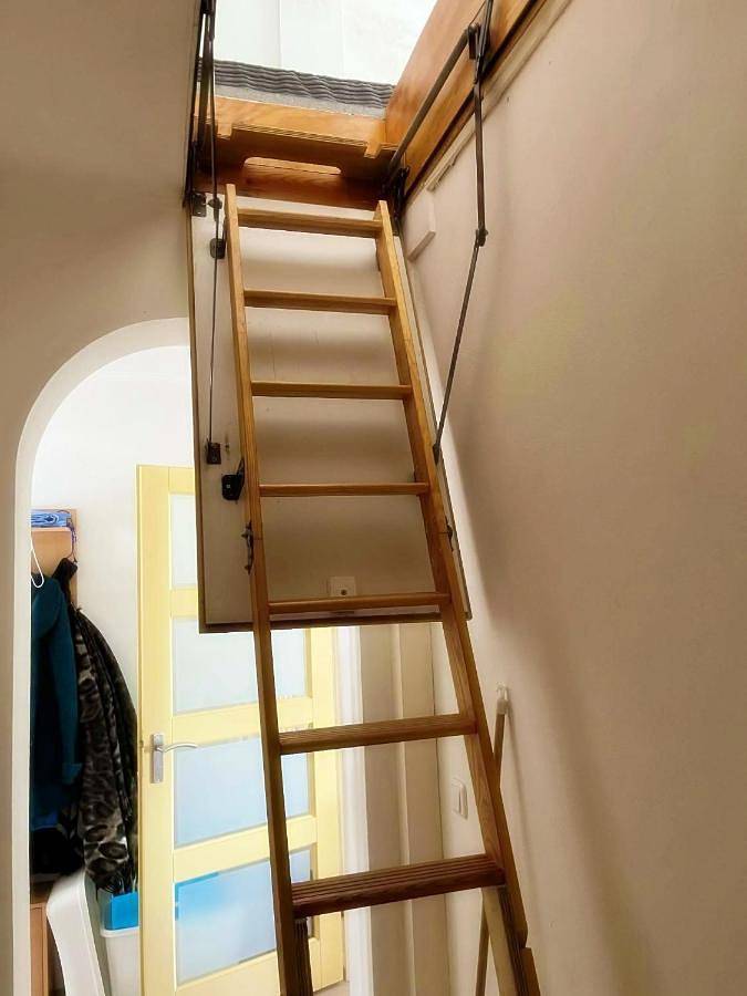 Gîte pour 4 personnes, avec Balcon et Terrasse ainsi que Jardin et Piscine dans Avis - 3