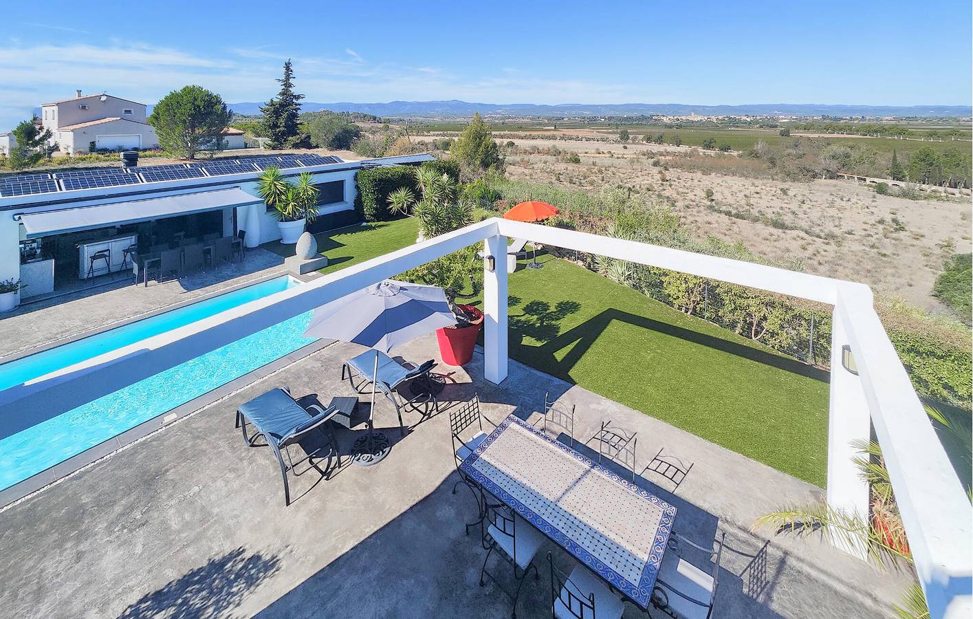 Gemütliche Wohnung mit Pool, Parkplatz und WiFi in La Redorte in La Redorte, Carcassonne und Umgebung