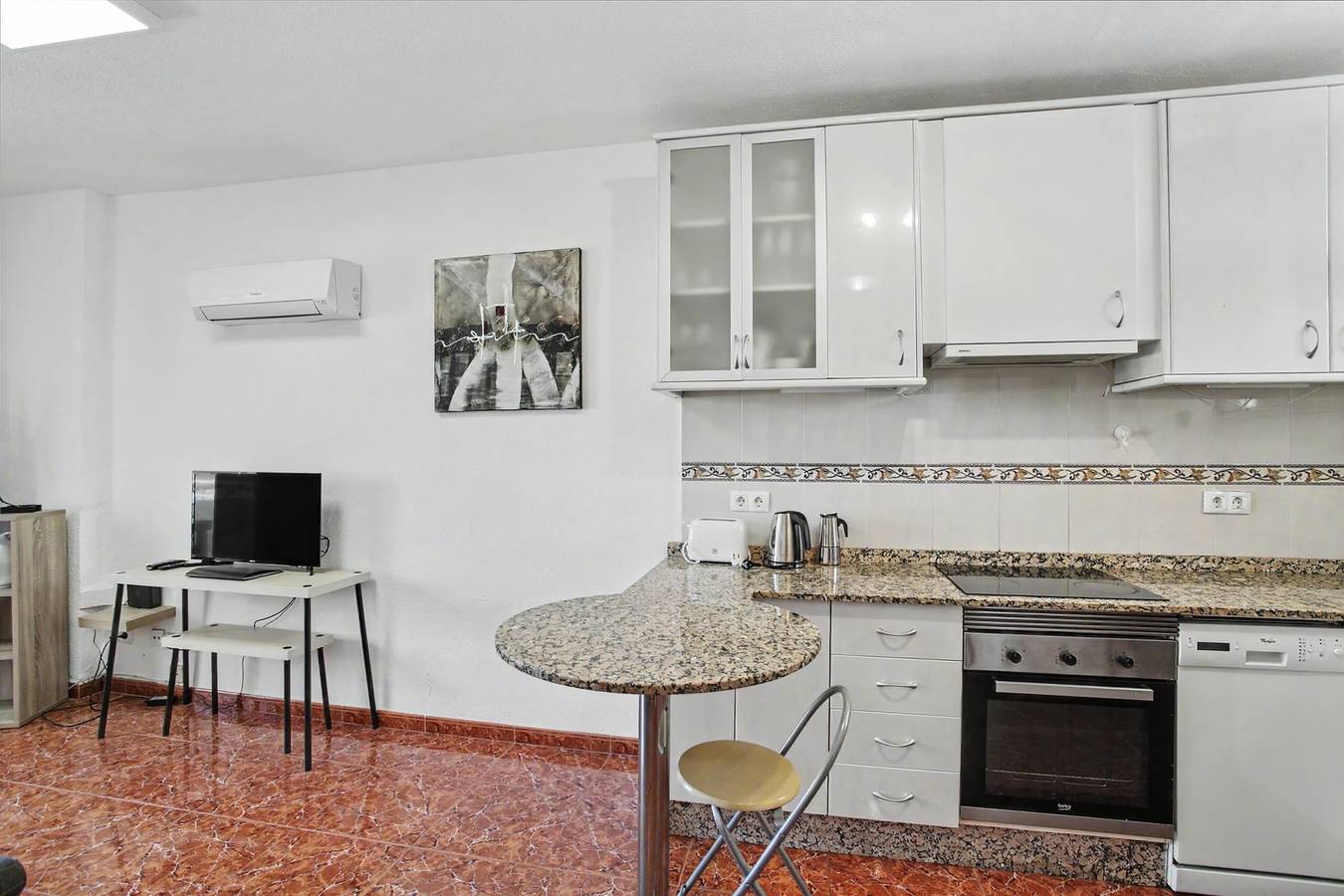 Ganze Wohnung, „Barbados Tirajana Zwei Schlafzimmer“ mit Gemeinschaftspool, Wlan und Klimaanlage in Maspalomas, San Bartolomé de Tirajana