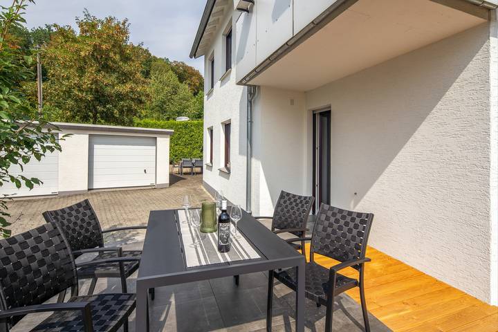 Ganze Wohnung, Fewo Sauerland_Ostwig Natur Ruhrtal Bike Wandern Wintersport und Workation in Bestwig, Hochsauerlandkreis