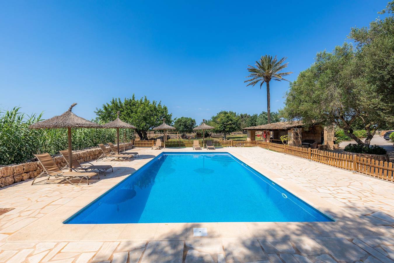 Agroturismo 'Ponent' mit Bergblick, Gemeinschaftspool und Wlan in Llucmajor, Mallorca Süden