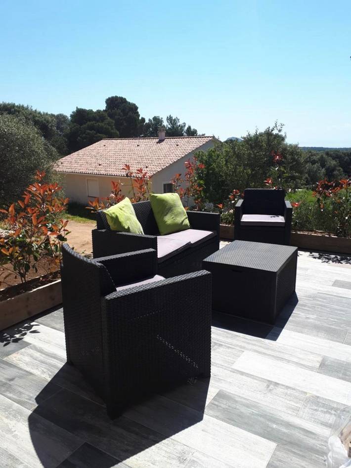 Location de vacances pour 4 personnes, avec terrasse ainsi que jardin et vue à Monacia-d'Aullène - 2