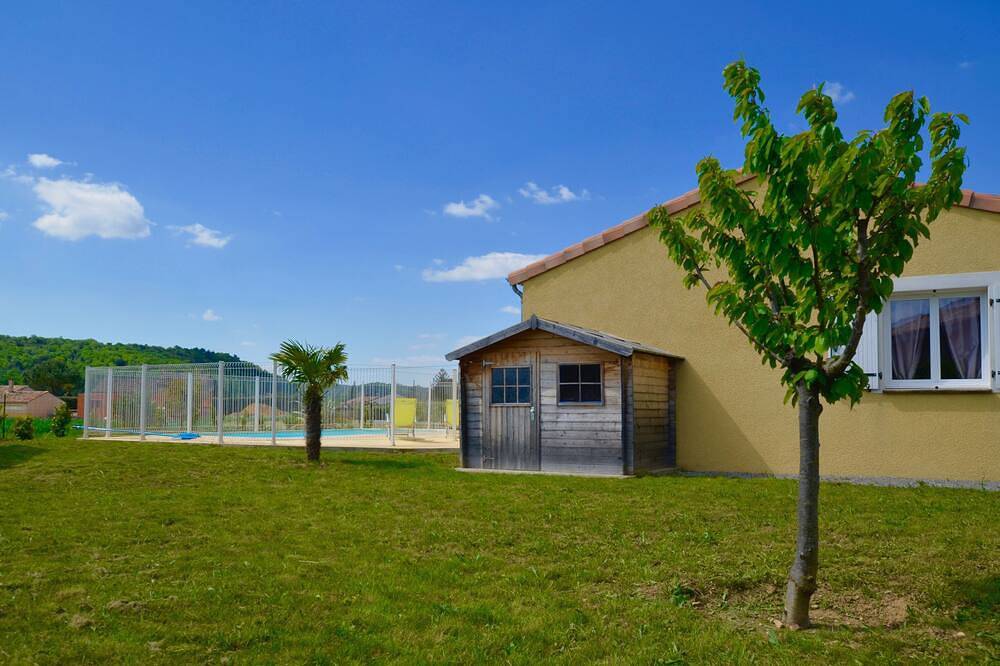 New villa with private pool Vallon Pont d'Arc in Vallon-Pont-d'Arc, Ardèche
