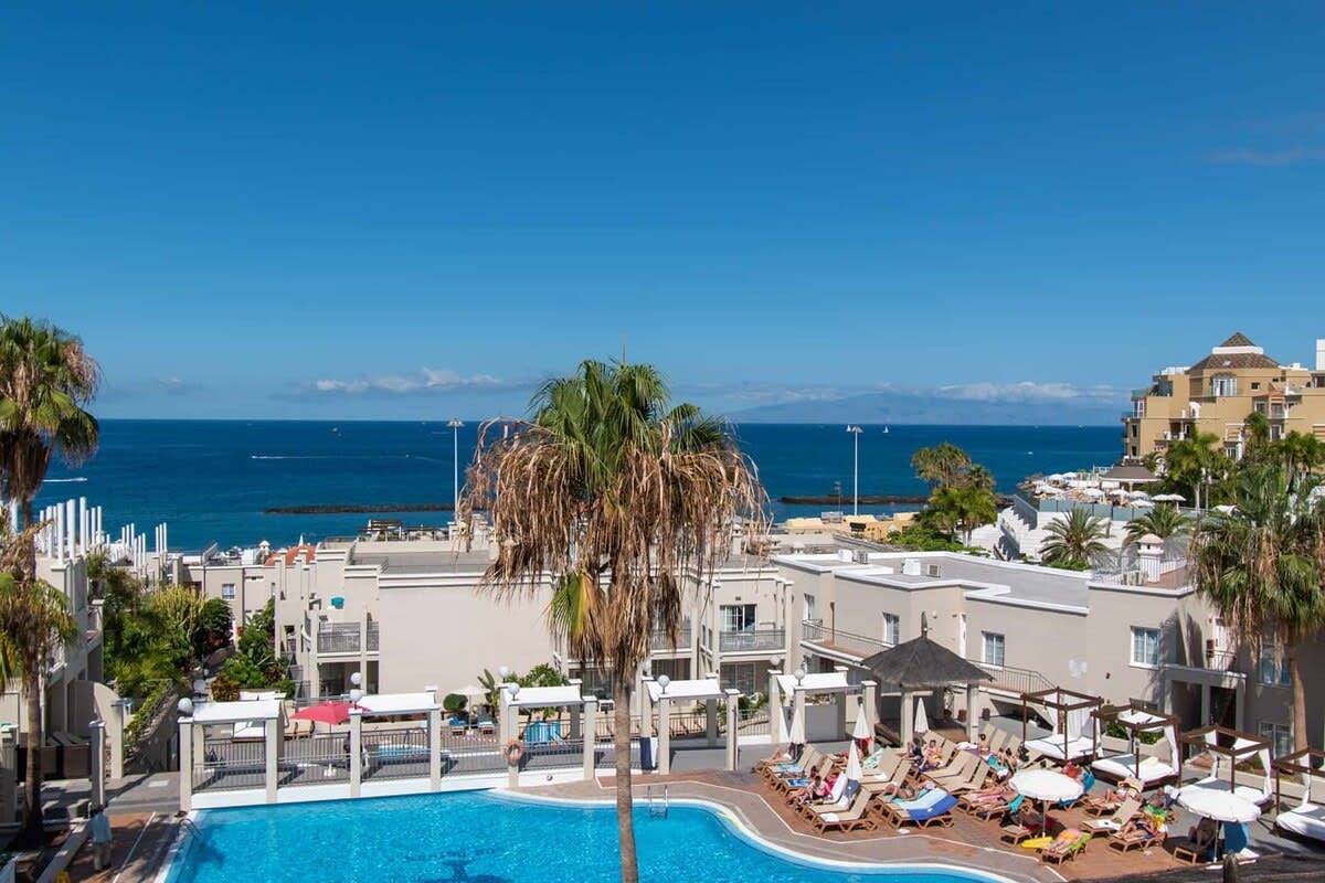 Ganze Wohnung, Los Olivos 13 - One Bed in Playa del Duque, Adeje