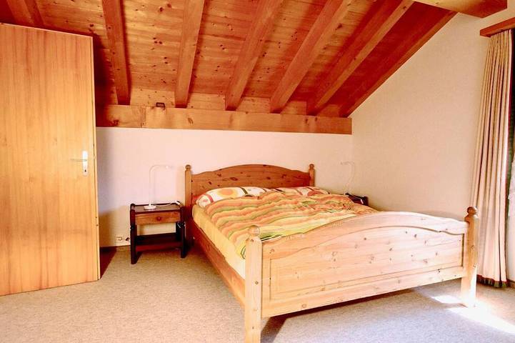 Ganze Wohnung, Tgèsa Garnetsch Zeller, (Sedrun), 170.03 in Sedrun, Tujetsch