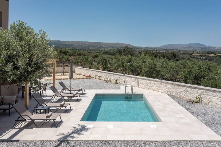 Villa für 4 Personen, mit Garten und Pool auf Kreta - 2