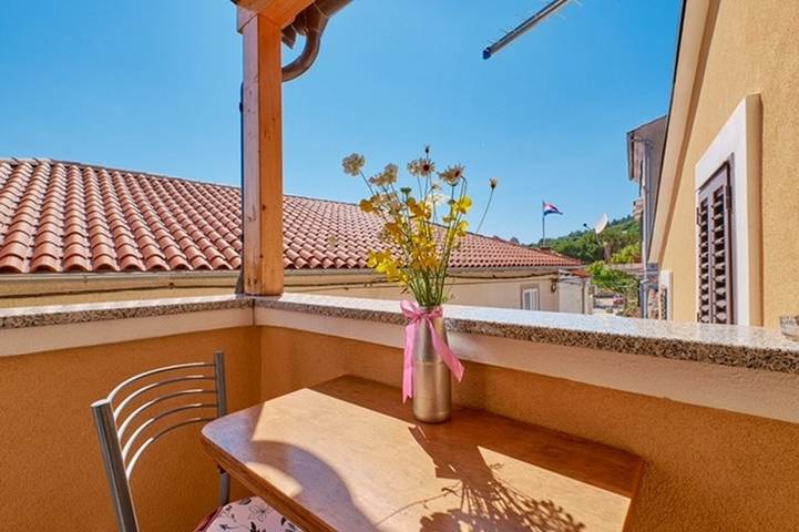 Ferienwohnung für 2 Personen, mit Balkon/Terrasse auf Cres