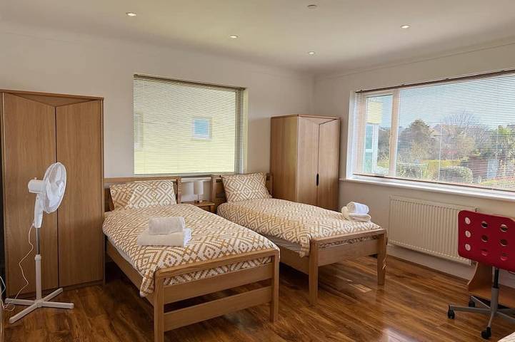 Ganze Wohnung, Welcome to your perfect coastal getaway in Palm Bay with Stunning Sea Views! in Botany Bay, Kent