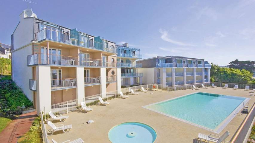 Ferienwohnung für 6 Personen, mit Pool und Balkon/Terrasse - 1