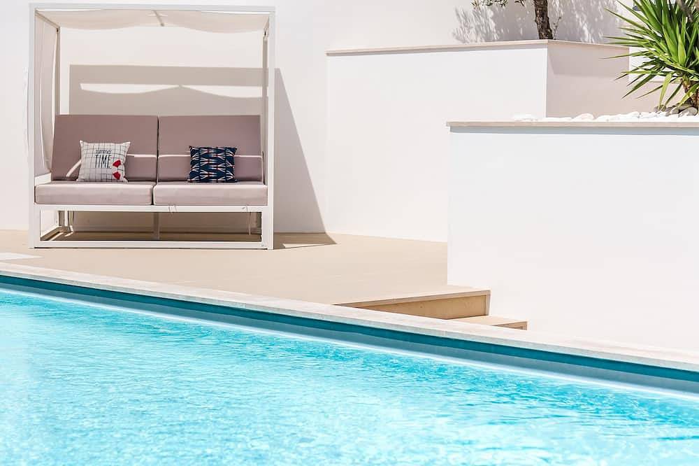 Casa vacanza a Oeste a partire da 409€ a notte