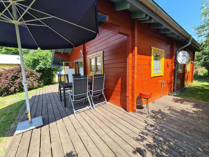 Ferienhaus für 5 Personen, mit Terrasse und Garten sowie Sauna