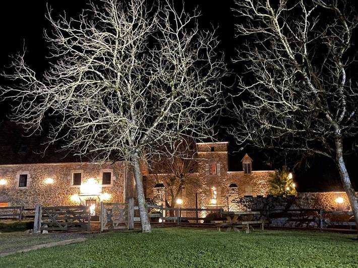 Chambre d’hôte pour 2 personnes, avec sauna ainsi que jardin et jacuzzi dans l' Aveyron - 2