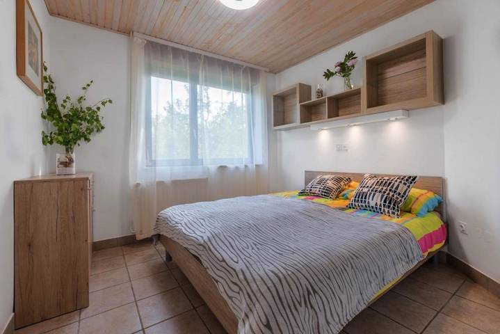 Gîte pour 4 personnes, avec vue et jardin à Logatec - 3