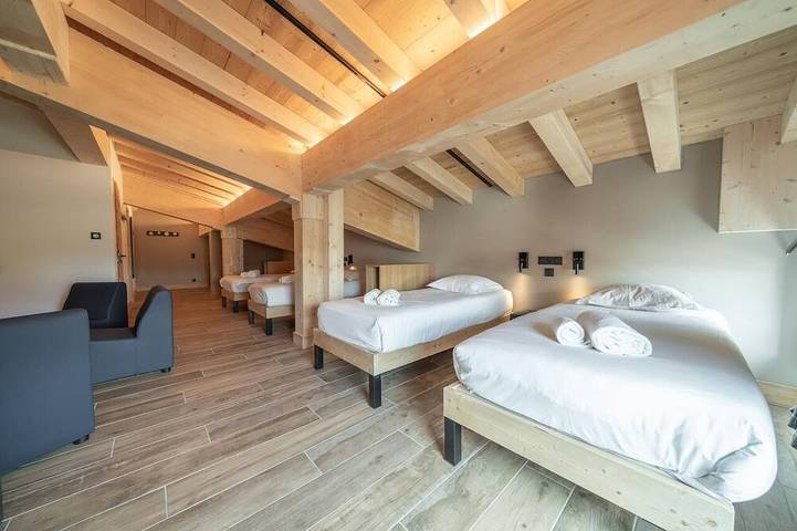 Gîte pour 10 personnes, avec Jacuzzi ainsi que Piscine et Sauna dans Office De Tourisme De Tignes Le Lac - 2