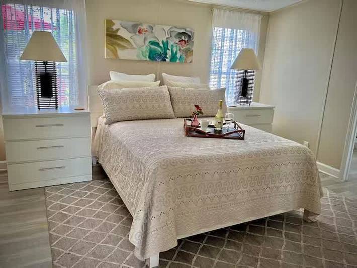 Vacation rental for 4 people, with balcony, kid friendly in Palm Beach County