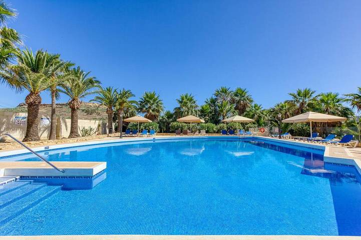 Apartamento de vacaciones para 5 personas, con balcón y piscina - 1