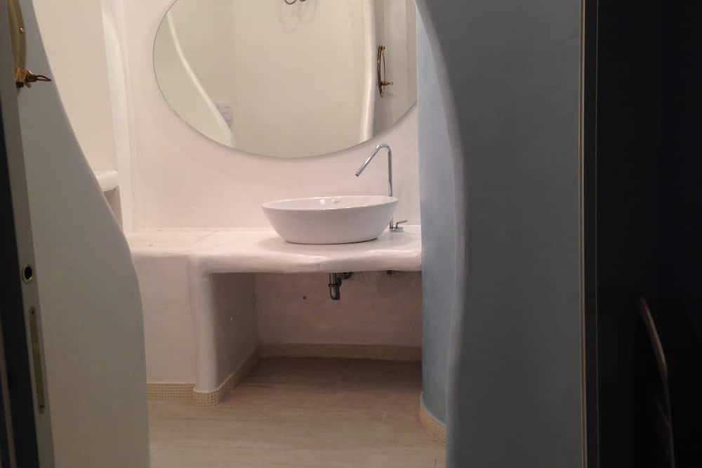 Entire apartment, Rode Having The Eoli Islands in Messina, Messina Province