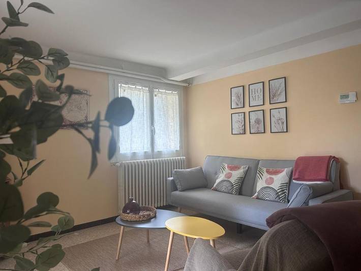 Appartement de vacances pour 3 personnes, avec jardin