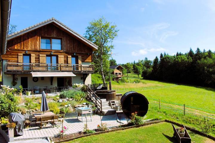 Maison d’hôte pour 2 personnes, avec sauna et jardin ainsi que jacuzzi et piscine en Haute-Savoie - 2