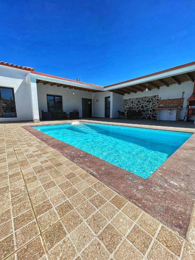 Casa rural para 4 personas, con jardín además de vistas y piscina en Fuerteventura - 2