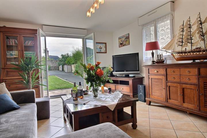 Gîte pour 8 personnes, avec Terrasse ainsi que Jardin et Vue à Saint-Quay-Portrieux - 4