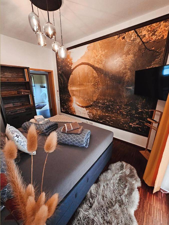 Ferienwohnung für 5 Personen, mit Terrasse und Garten sowie Ausblick in Petersberg
