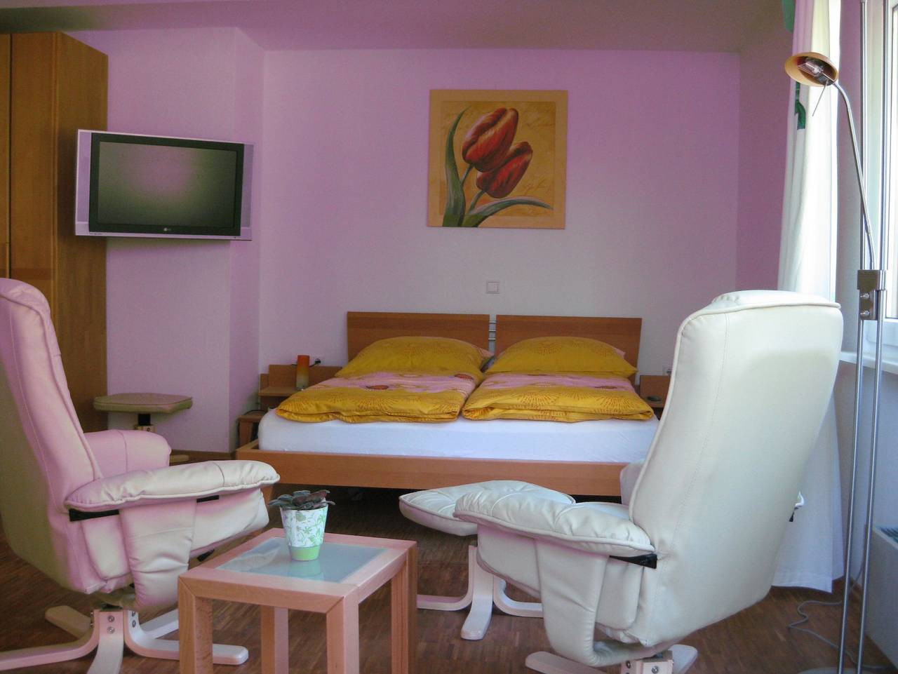 Ganze Ferienwohnung, Ferienwohnung Schwahn - Ferienwohnung 32qm in Herdwangen-Schönach, Region Bodensee-Oberschwaben