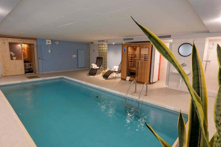 Hotel Sonne - Einzelzimmer Lodge mit Gemeinschaftsbad in Wildhaus, Wildhaus-Alt St. Johann