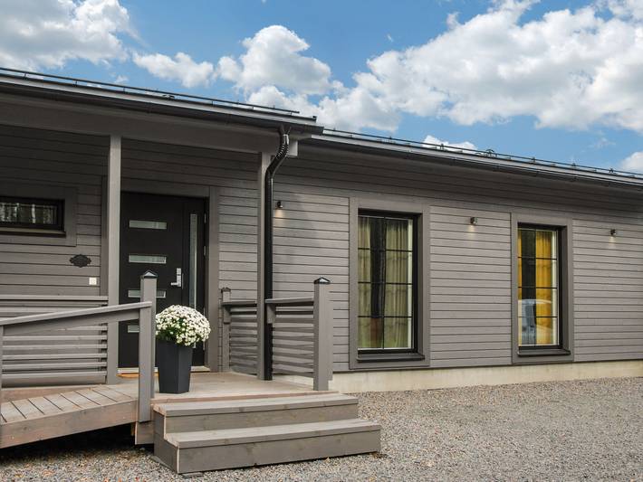 Villa karhentimantti in Ylöjärvi