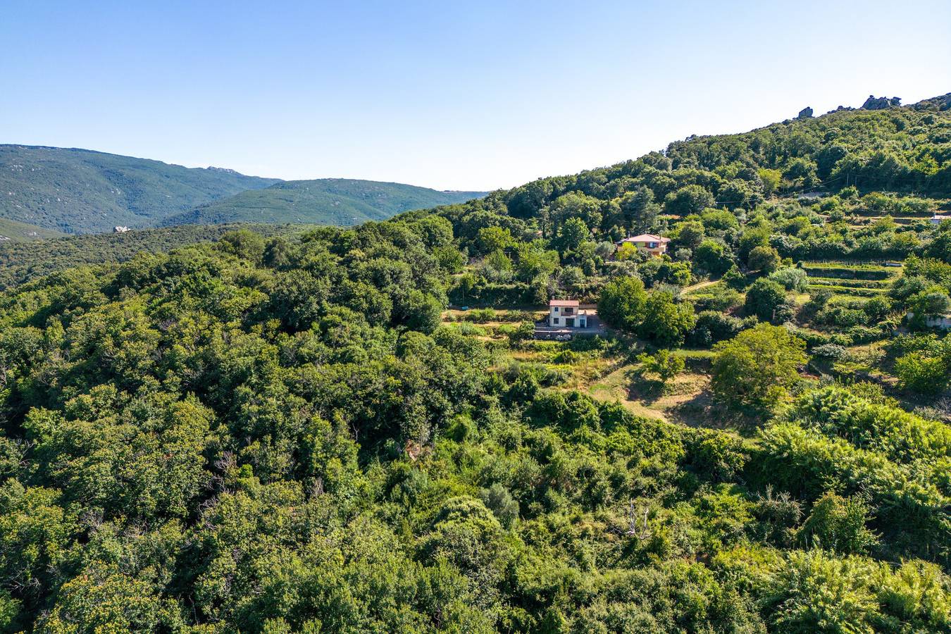 Appartamento intero, Casa vacanze "Casa in collina" con vista sulle montagne, giardino e Wi-Fi in Tempio Pausania, Olbia-Tempio