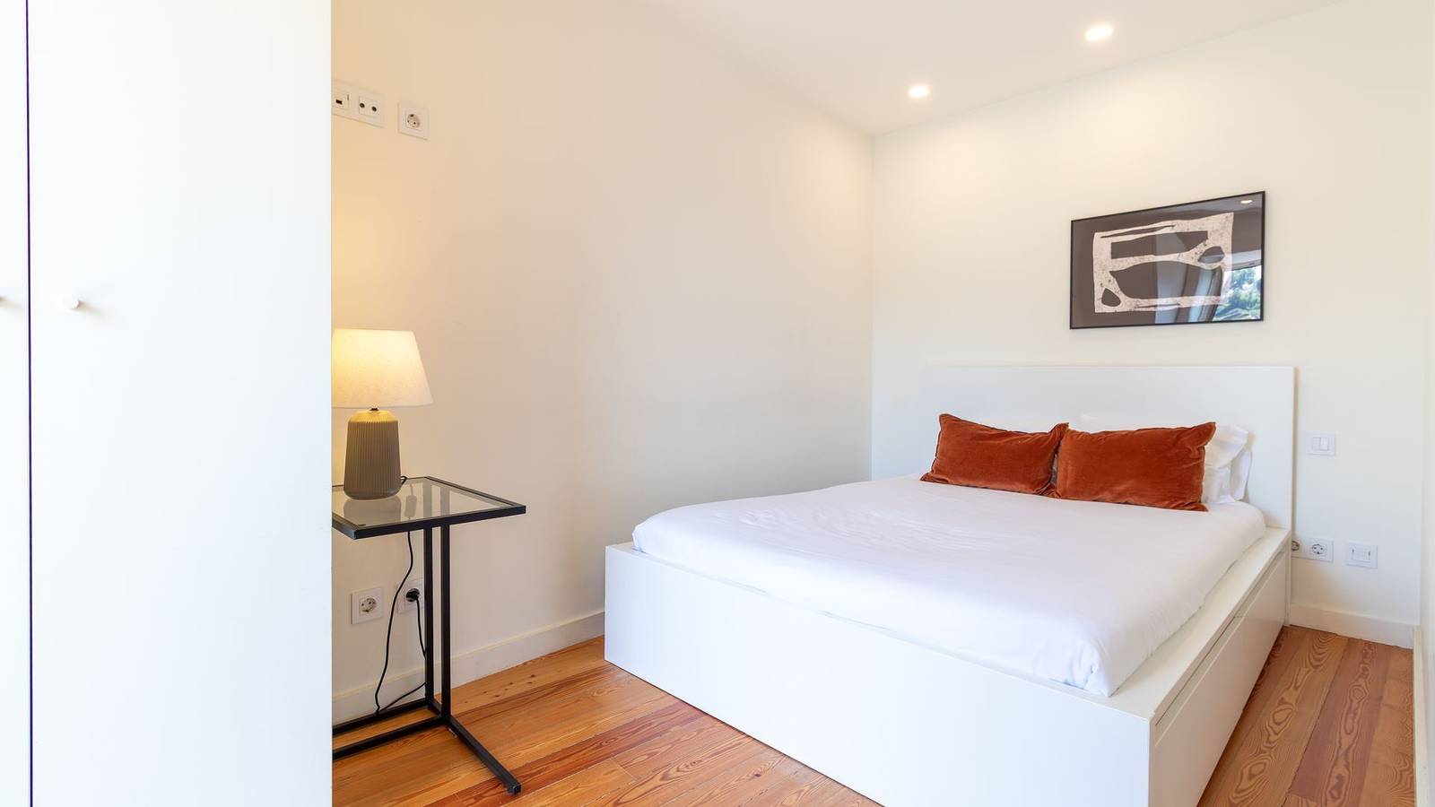 Appartement entier, M: Douro & Bridge Views | Sunny Porto Flat in Sé (Porto), Porto