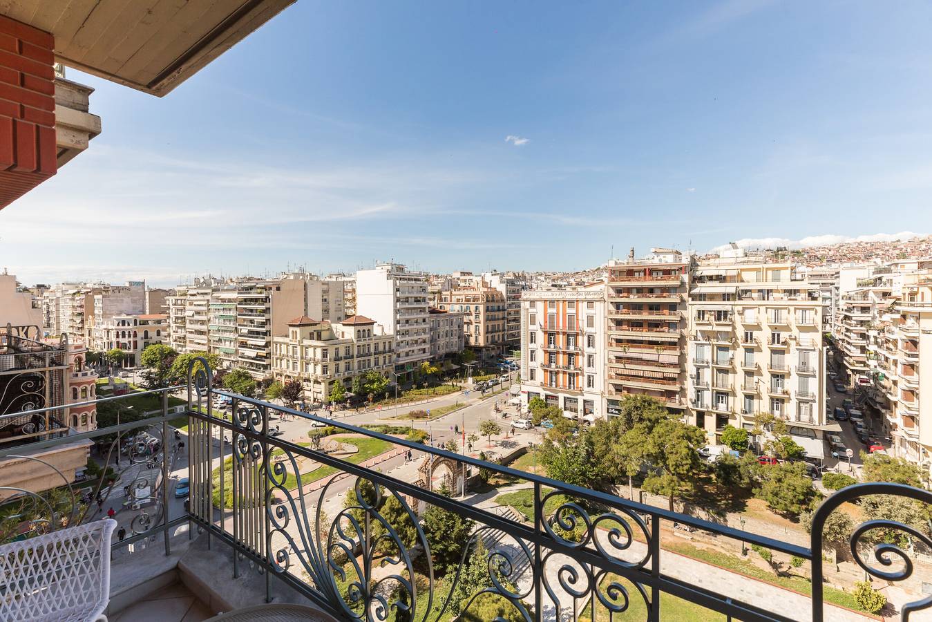 Entire apartment, Valeria: Comfortable apartment with city view in Thessaloniki region