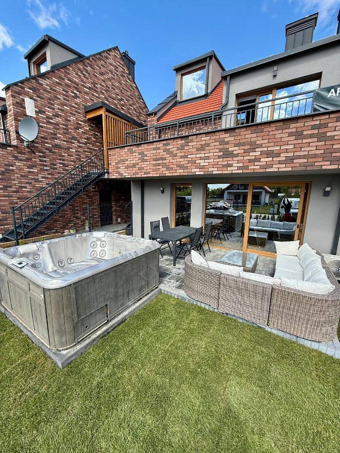 Ferienwohnung für 8 Personen, mit Ausblick und Sauna sowie Terrasse, mit Haustier
