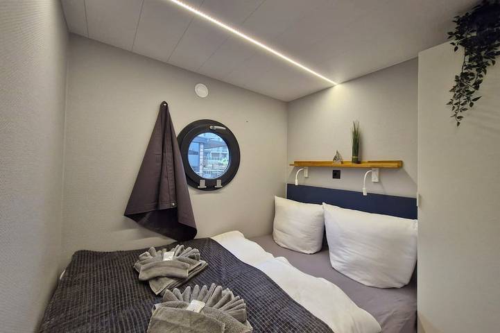 Hausboot für 4 Personen, mit Terrasse und Sauna an der Kieler Bucht - 2