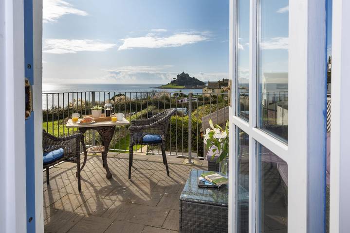 Holiday letting for 6 people, with Balcony and Garden in Marazion