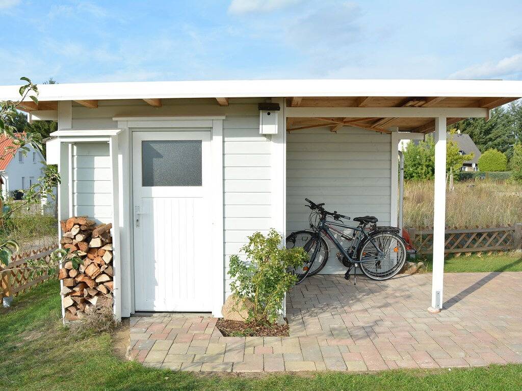 Ferienhaus in Warin mit Schwimmbecken in Warin, Nordwestmecklenburg (Wismar und Umgebung)