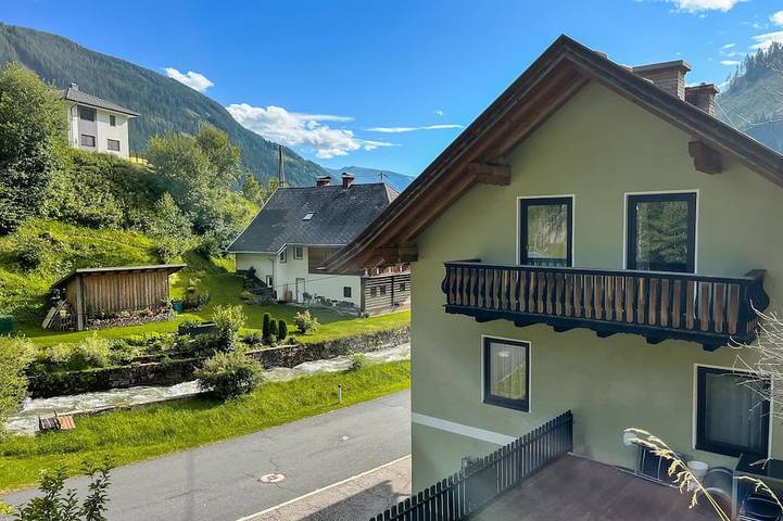 Ferienhaus für 12 Personen, mit Balkon - 1